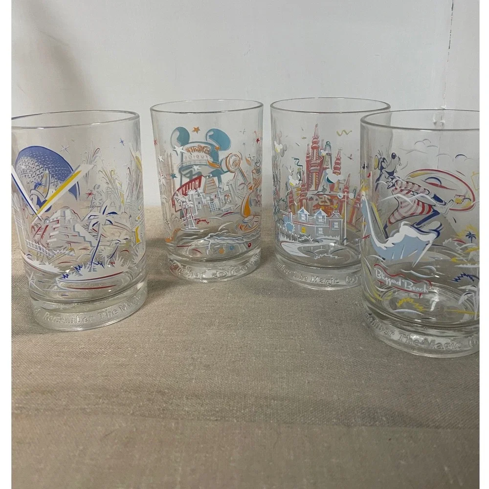Vintage 1996 Walt Disney World 25th Anniversary McDonalds Glasses Set of 4‎